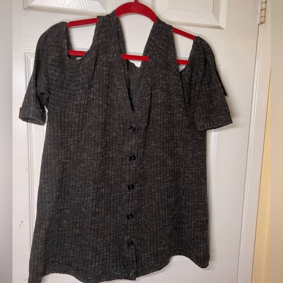 Grey knitted top cold shoulder top - Picture 1 of 6